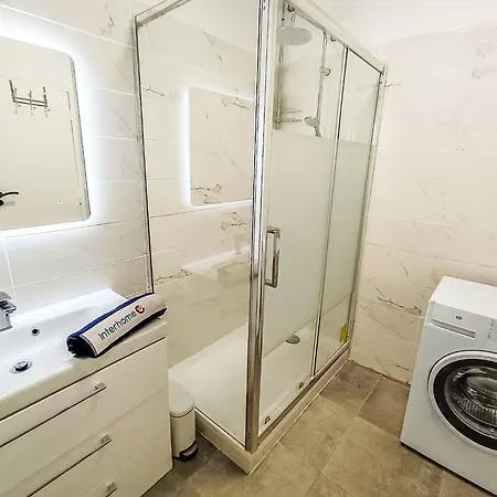 Le Victor Hugo By Interhome Apartamento Saint-Raphaël